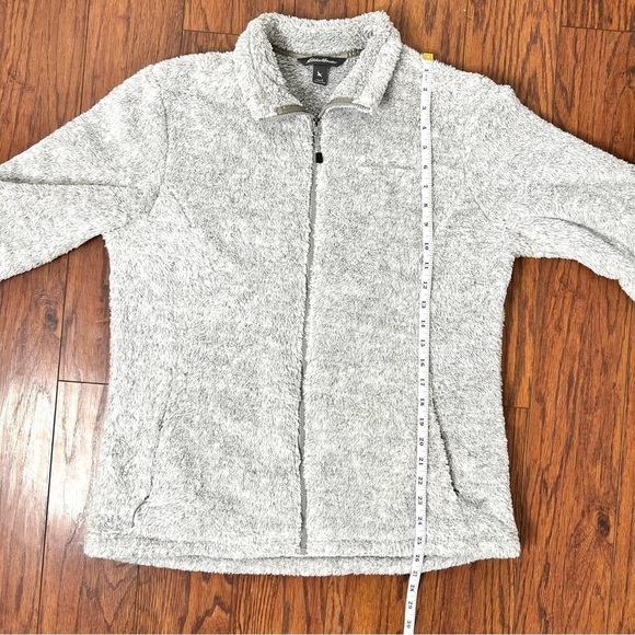 Eddie Bauer Gray Plush Soft Cozy Zip Up Jacket Size Large - Picture 14 of 16